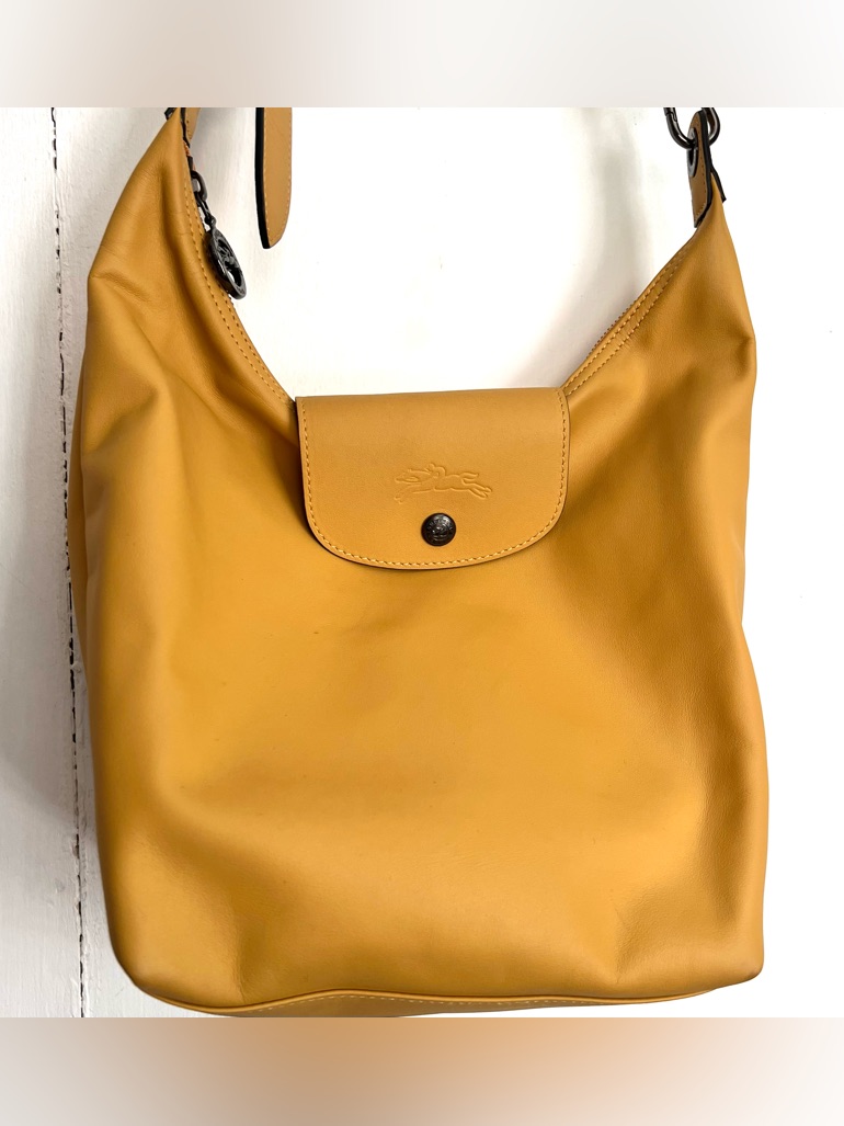 Longchamp Le Pliage Cuir Leather Honey Xtra Medium North South Hobo Shoulder Bag